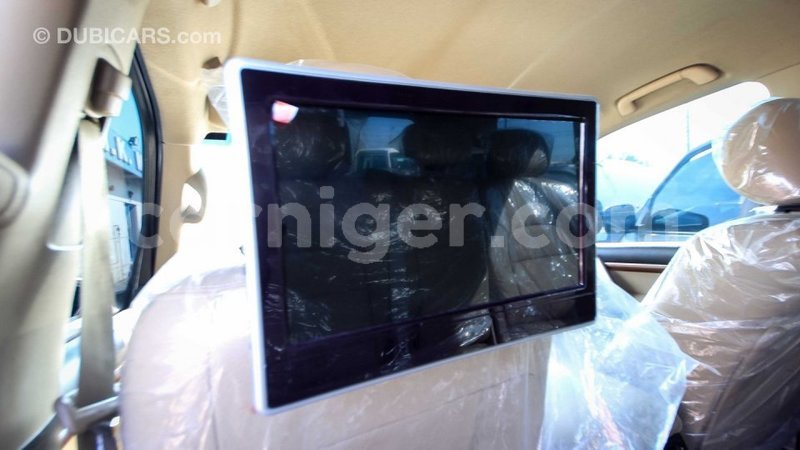 Big with watermark toyota land cruiser agadez import dubai 5086