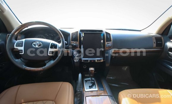 Acheter Import Utilitaire Toyota Land Cruiser Marron à Import - Dubai, Agadez Acheter Import Utilitaire Toyota Land Cruiser Marron à Import - Dubai, Agadez