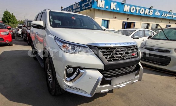 اشتري Imported Toyota Fortuner White سيارة في Import - Dubai في أغاديز اشتري Imported Toyota Fortuner White سيارة في Import - Dubai في أغاديز