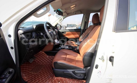 اشتري Imported Toyota Fortuner White سيارة في Import - Dubai في أغاديز اشتري Imported Toyota Fortuner White سيارة في Import - Dubai في أغاديز