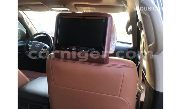 Sayi Imported Toyota Land Cruiser Black Babbar mota in Import - Dubai a Agadez Sayi Imported Toyota Land Cruiser Black Babbar mota in Import - Dubai a Agadez