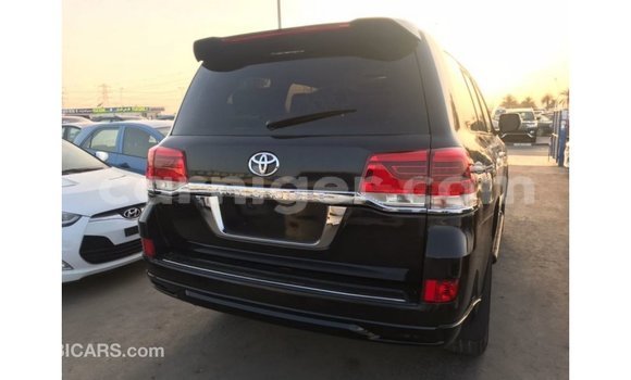 Sayi Imported Toyota Land Cruiser Black Babbar mota in Import - Dubai a Agadez Sayi Imported Toyota Land Cruiser Black Babbar mota in Import - Dubai a Agadez