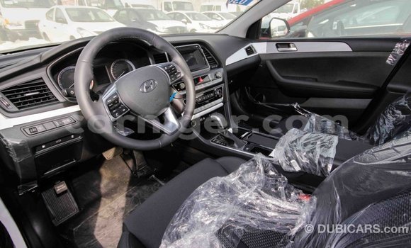 اشتري Imported Hyundai Sonata White سيارة في Import - Dubai في أغاديز اشتري Imported Hyundai Sonata White سيارة في Import - Dubai في أغاديز