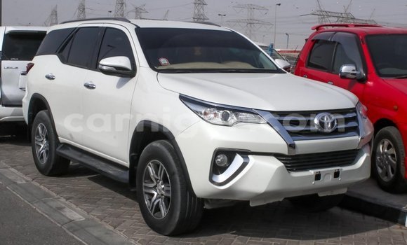 Buy Import Toyota Fortuner White Car in Import - Dubai in Agadez Buy Import Toyota Fortuner White Car in Import - Dubai in Agadez