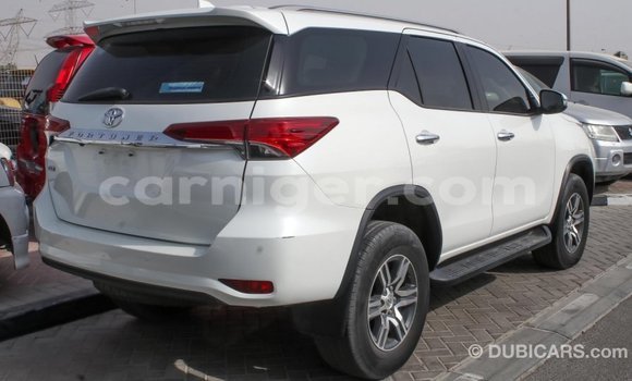 Buy Import Toyota Fortuner White Car in Import - Dubai in Agadez Buy Import Toyota Fortuner White Car in Import - Dubai in Agadez