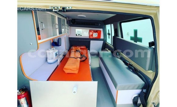 Buy Import Toyota Land Cruiser Beige Truck in Import - Dubai in Agadez Buy Import Toyota Land Cruiser Beige Truck in Import - Dubai in Agadez