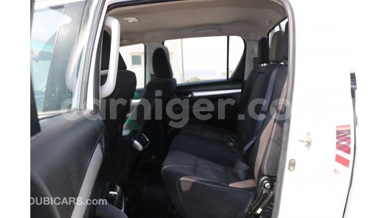 Big with watermark toyota hilux agadez import dubai 5101