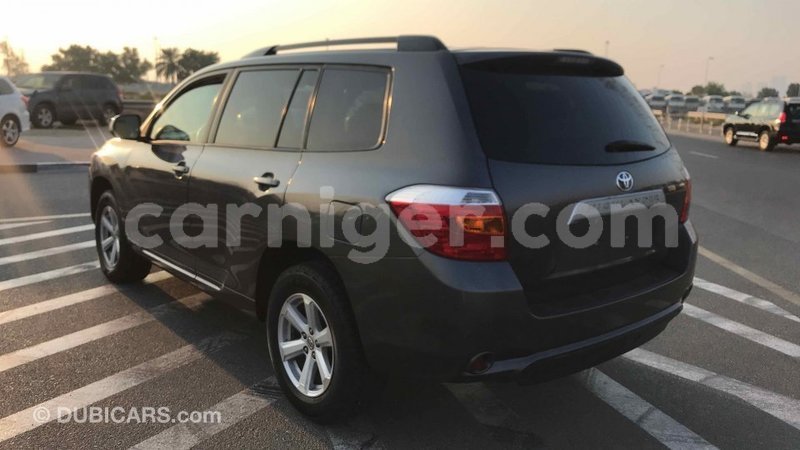 Big with watermark toyota highlander agadez import dubai 5106