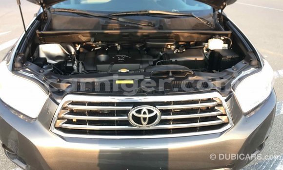 Acheter Import Voiture Toyota Highlander Autre à Import - Dubai, Agadez Acheter Import Voiture Toyota Highlander Autre à Import - Dubai, Agadez