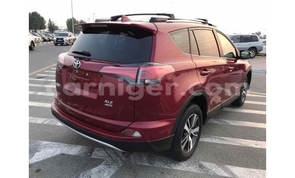 اشتري Imported Toyota Ade Red شاحنة في Import - Dubai في أغاديز اشتري Imported Toyota Ade Red شاحنة في Import - Dubai في أغاديز