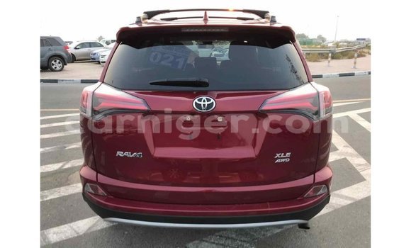 اشتري Imported Toyota Ade Red شاحنة في Import - Dubai في أغاديز اشتري Imported Toyota Ade Red شاحنة في Import - Dubai في أغاديز
