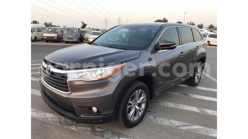 Big with watermark toyota highlander agadez import dubai 5108