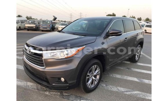 Acheter Import Voiture Toyota Highlander Autre à Import - Dubai, Agadez Acheter Import Voiture Toyota Highlander Autre à Import - Dubai, Agadez