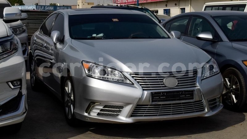 Big with watermark lexus es agadez import dubai 5116