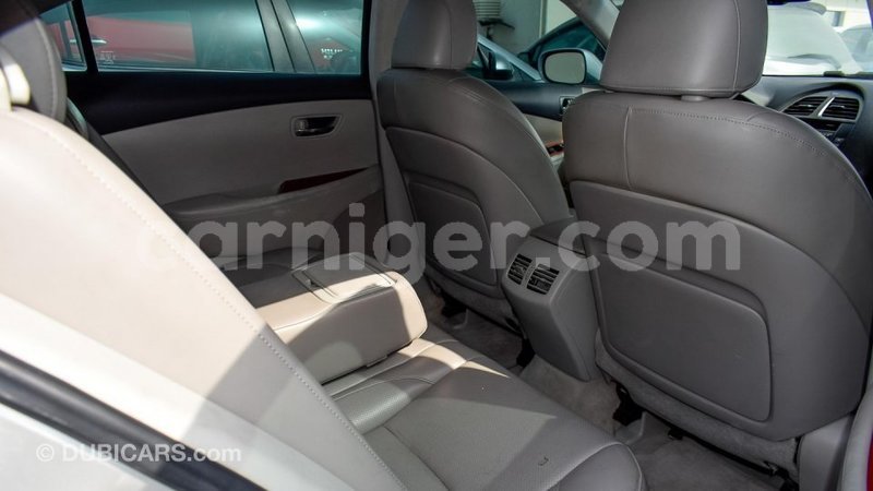 Big with watermark lexus es agadez import dubai 5116