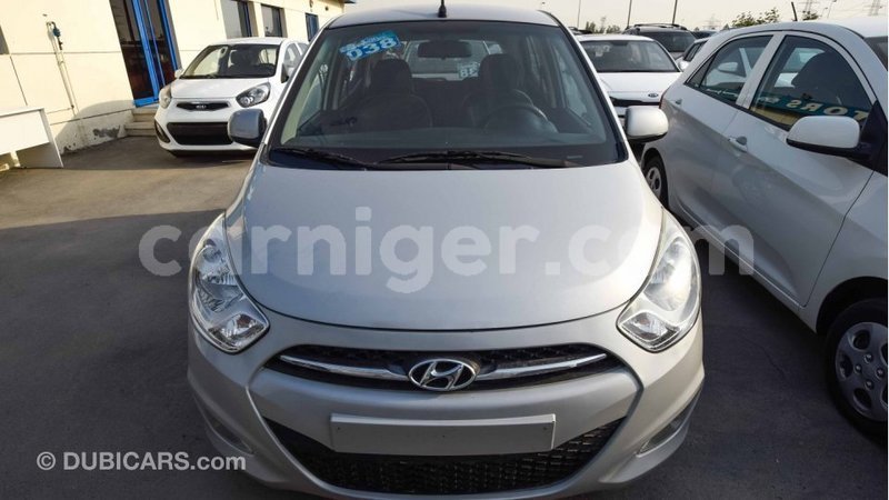 Big with watermark hyundai i10 agadez import dubai 5122