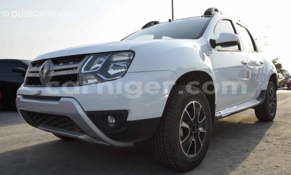 Sayi Imported Renault Duster White Mota in Import - Dubai a Agadez Sayi Imported Renault Duster White Mota in Import - Dubai a Agadez