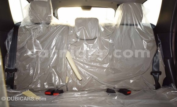 Sayi Imported Renault Duster White Mota in Import - Dubai a Agadez Sayi Imported Renault Duster White Mota in Import - Dubai a Agadez