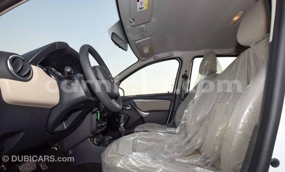 Sayi Imported Renault Duster White Mota in Import - Dubai a Agadez Sayi Imported Renault Duster White Mota in Import - Dubai a Agadez