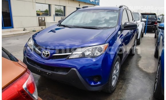 اشتري Imported Toyota Ade Blue شاحنة في Import - Dubai في أغاديز اشتري Imported Toyota Ade Blue شاحنة في Import - Dubai في أغاديز