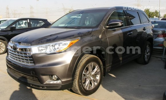 اشتري Imported Toyota Highlander Other سيارة في Import - Dubai في أغاديز اشتري Imported Toyota Highlander Other سيارة في Import - Dubai في أغاديز