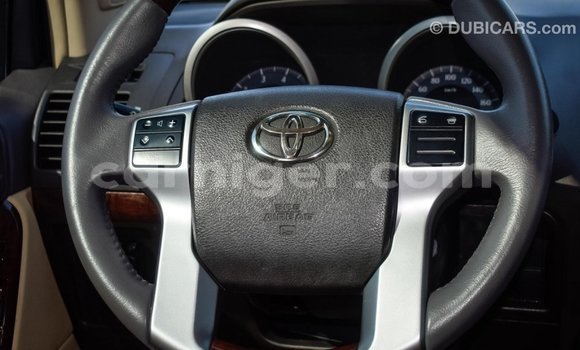 Acheter Import Voiture Toyota Prado Blanc à Import - Dubai, Agadez Acheter Import Voiture Toyota Prado Blanc à Import - Dubai, Agadez