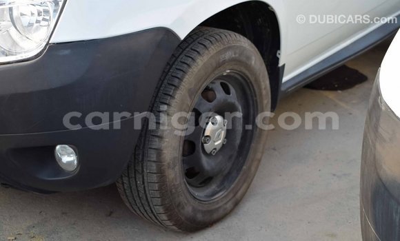 Buy Import Renault Duster White Car in Import - Dubai in Agadez Buy Import Renault Duster White Car in Import - Dubai in Agadez