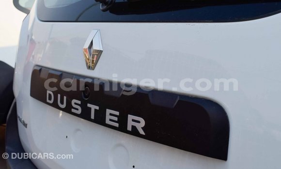اشتري Imported Renault Duster White سيارة في Import - Dubai في أغاديز اشتري Imported Renault Duster White سيارة في Import - Dubai في أغاديز