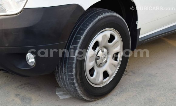 اشتري Imported Renault Duster White سيارة في Import - Dubai في أغاديز اشتري Imported Renault Duster White سيارة في Import - Dubai في أغاديز