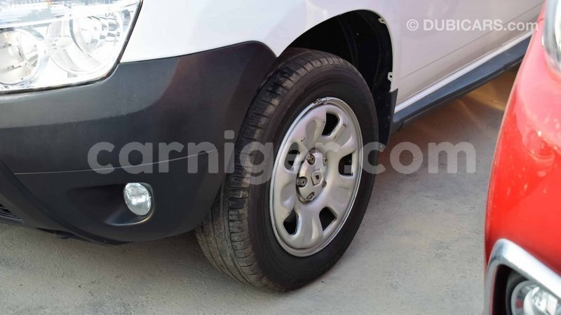 Big with watermark renault duster agadez import dubai 5157