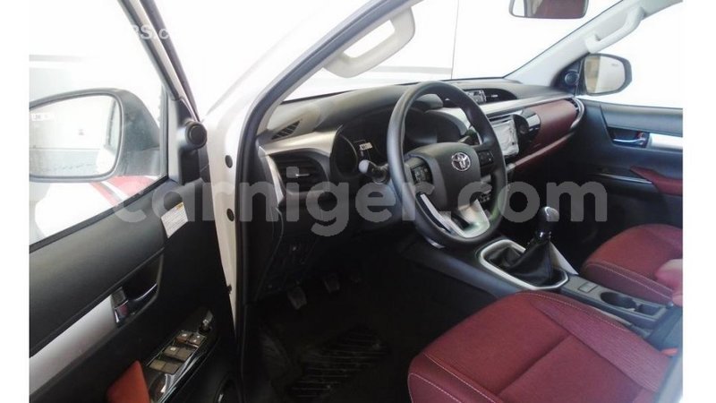 Big with watermark toyota hilux agadez import dubai 5159