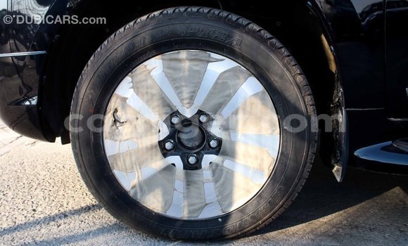 Buy Import Toyota Land Cruiser Black Truck in Import - Dubai in Agadez Buy Import Toyota Land Cruiser Black Truck in Import - Dubai in Agadez