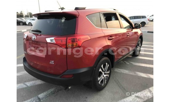 Buy Import Toyota Ade Red Truck in Import - Dubai in Agadez Buy Import Toyota Ade Red Truck in Import - Dubai in Agadez