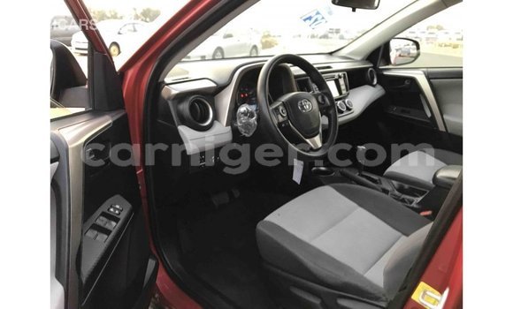 Buy Import Toyota Ade Red Truck in Import - Dubai in Agadez Buy Import Toyota Ade Red Truck in Import - Dubai in Agadez