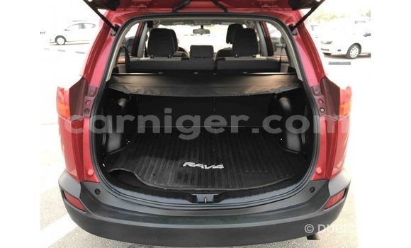 Buy Import Toyota Ade Red Truck in Import - Dubai in Agadez Buy Import Toyota Ade Red Truck in Import - Dubai in Agadez