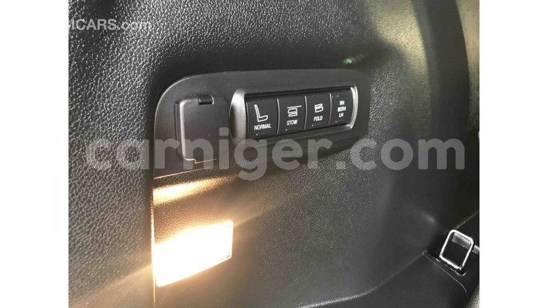 Big with watermark ford explorer agadez import dubai 5163