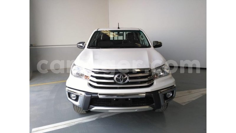 Big with watermark toyota hilux agadez import dubai 5165