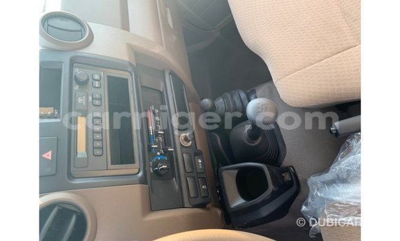 Buy Import Toyota Land Cruiser Beige Truck in Import - Dubai in Agadez Buy Import Toyota Land Cruiser Beige Truck in Import - Dubai in Agadez