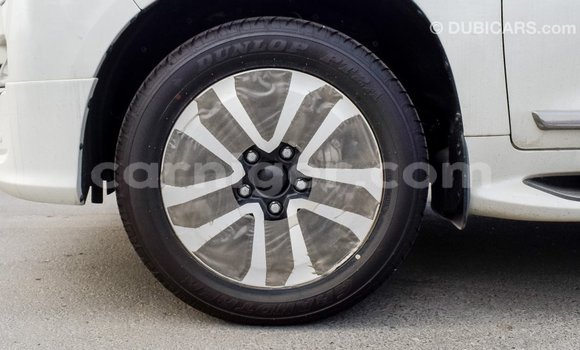Buy Import Toyota Land Cruiser White Truck in Import - Dubai in Agadez Buy Import Toyota Land Cruiser White Truck in Import - Dubai in Agadez