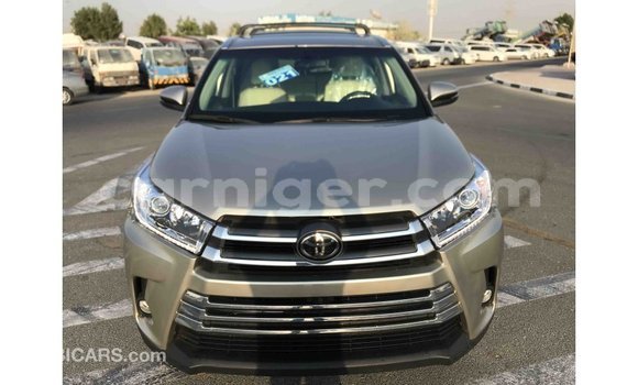 Buy Import Toyota Highlander Other Car in Import - Dubai in Agadez Buy Import Toyota Highlander Other Car in Import - Dubai in Agadez