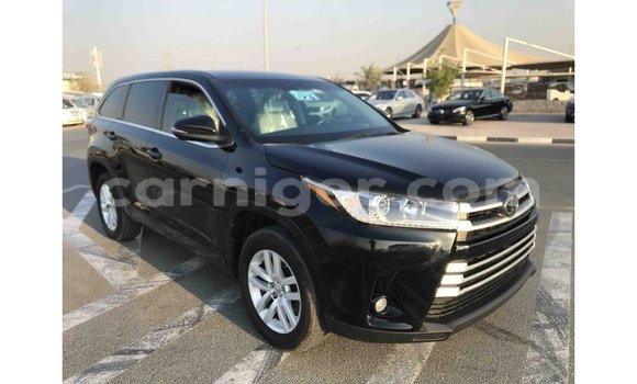 Acheter Import Voiture Toyota Highlander Noir à Import - Dubai, Agadez Acheter Import Voiture Toyota Highlander Noir à Import - Dubai, Agadez