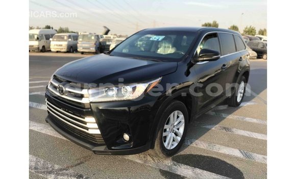 Acheter Import Voiture Toyota Highlander Noir à Import - Dubai, Agadez Acheter Import Voiture Toyota Highlander Noir à Import - Dubai, Agadez