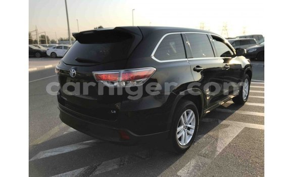 Acheter Import Voiture Toyota Highlander Noir à Import - Dubai, Agadez Acheter Import Voiture Toyota Highlander Noir à Import - Dubai, Agadez