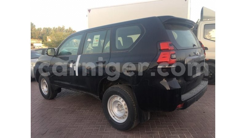 Big with watermark toyota prado agadez import dubai 5177