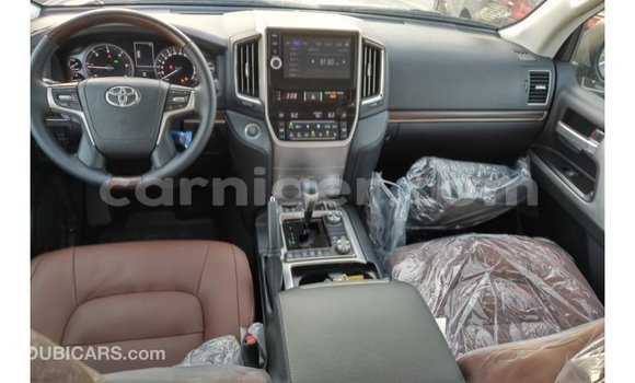 Buy Import Toyota Land Cruiser Black Truck in Import - Dubai in Agadez Buy Import Toyota Land Cruiser Black Truck in Import - Dubai in Agadez