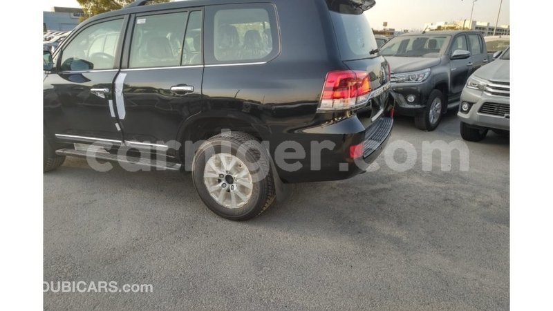 Big with watermark toyota land cruiser agadez import dubai 5181