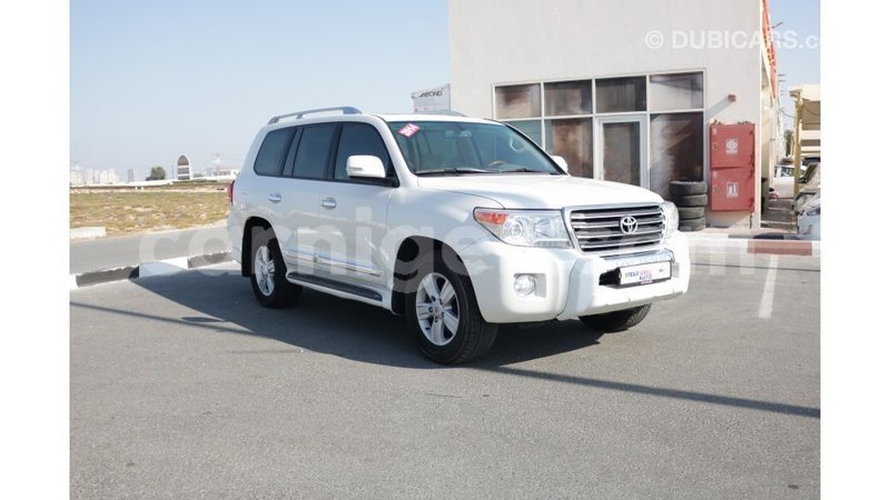 Big with watermark toyota land cruiser agadez import dubai 5191