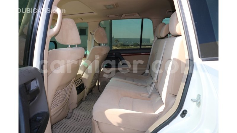 Big with watermark toyota land cruiser agadez import dubai 5191