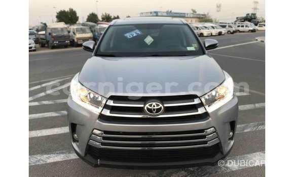 Buy Import Toyota Highlander Other Car in Import - Dubai in Agadez Buy Import Toyota Highlander Other Car in Import - Dubai in Agadez