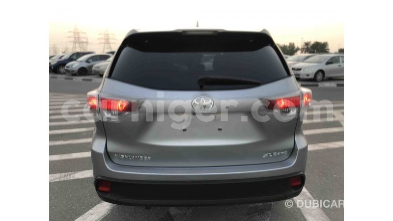 Big with watermark toyota highlander agadez import dubai 5194